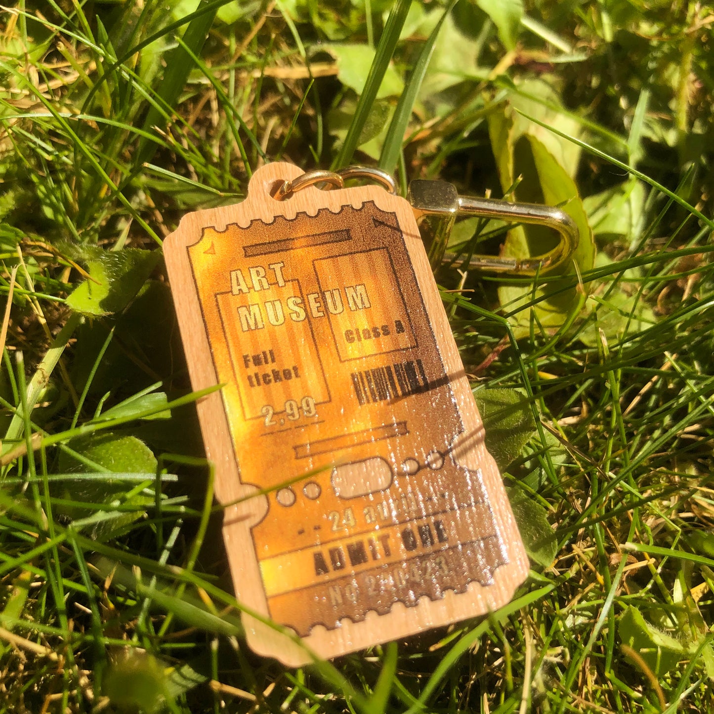 Porte clé en bois - Ticket musée d'art