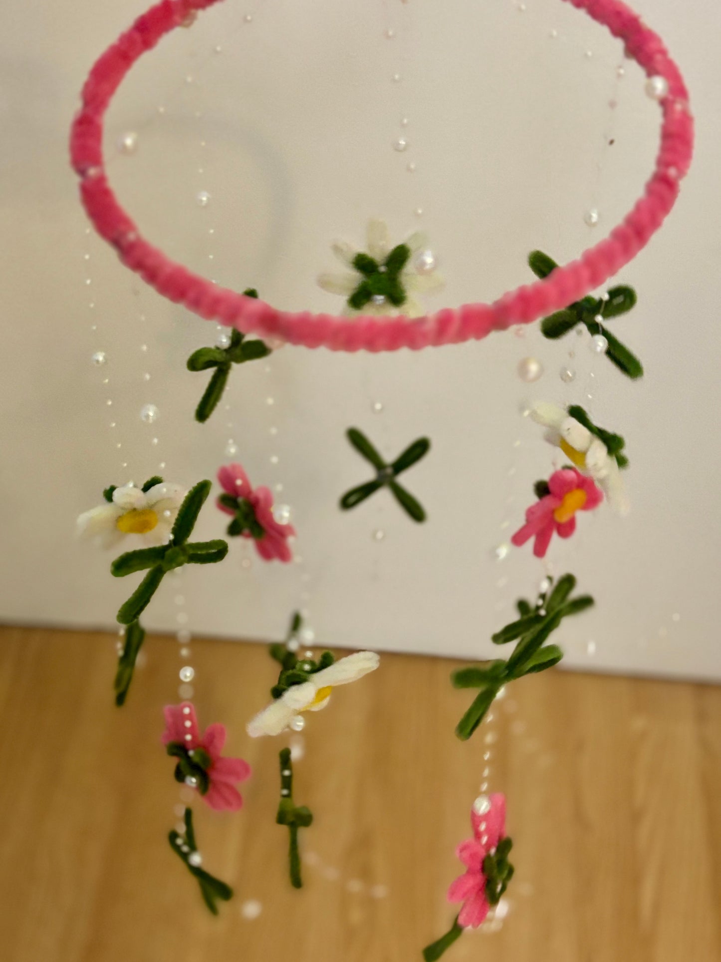 Décoration suspendu - Rose et blanc